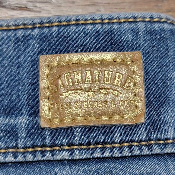 Levi Strauss Signature Pull-On Skinny Denim Jeans Totally Shaping - Size 32 X 30 - Picture 5 of 7